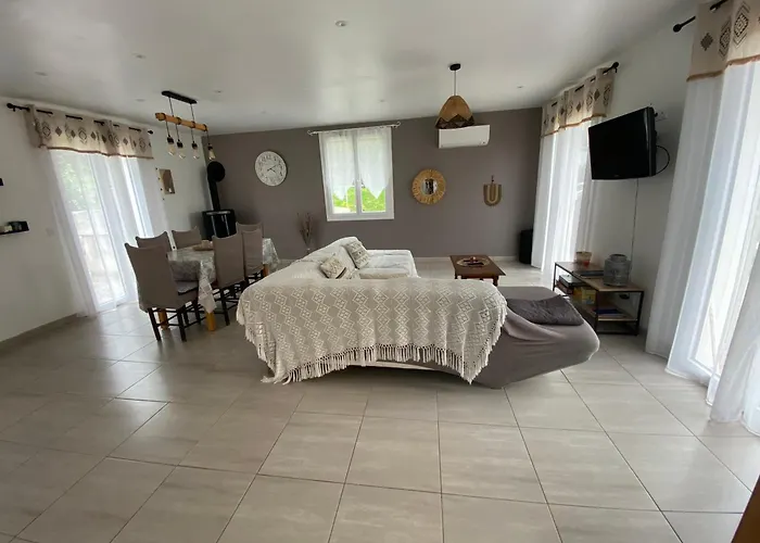 Maison Ambiance Cosy - Detente - Clim - 3 Holiday home Allez-et-Cazeneuve