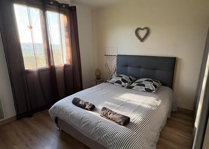 Holiday home Maison Ambiance Cosy - Detente - Clim - 3 *